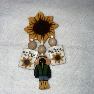 Fun Chunky Sunflower Seeds And‎ Crow Pin
